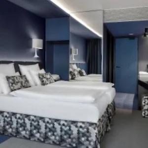 5* Hotel Urban Creme