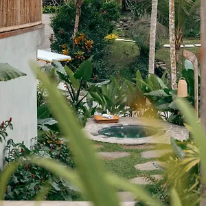 Lumeria Yoga , Ubud (Bali) Indonesia